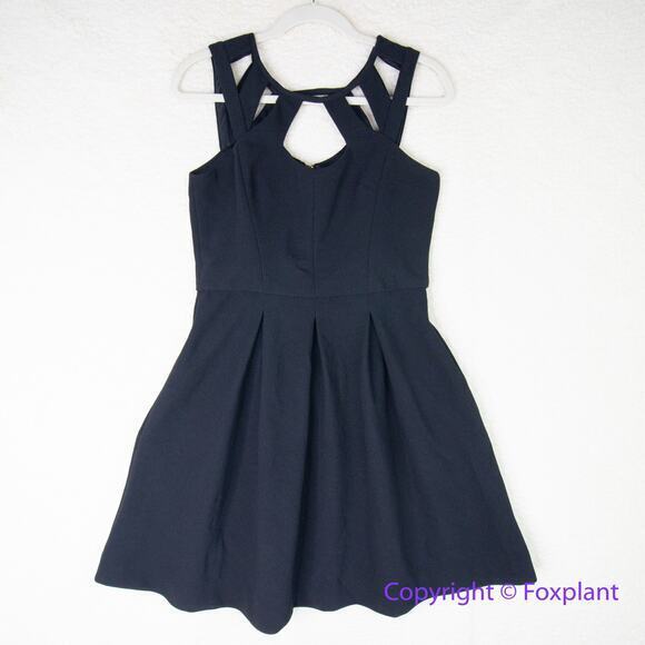 Betsey Johnson black Cutout Pockets Pleat Mini Dress Fit and Flare dress size 10 - Picture 2 of 16